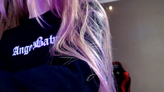 Iris_lave's Live XXX Chat