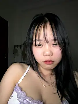 Emely-lysea's Live XXX Chat