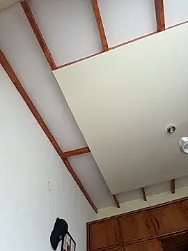 Berserker_Avi Live XXX-chat