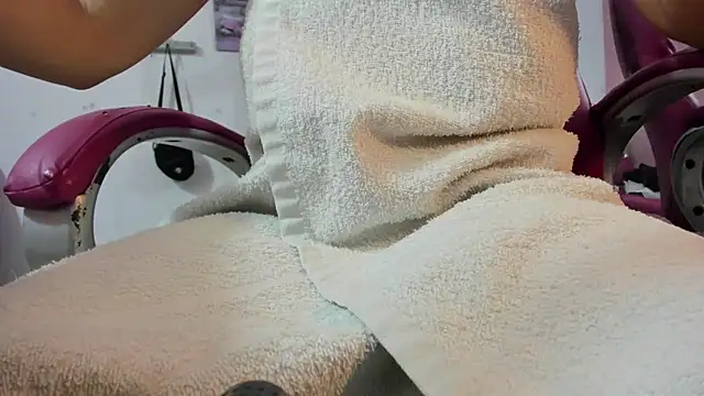 XXX chat uživo modela CAMILA--REY