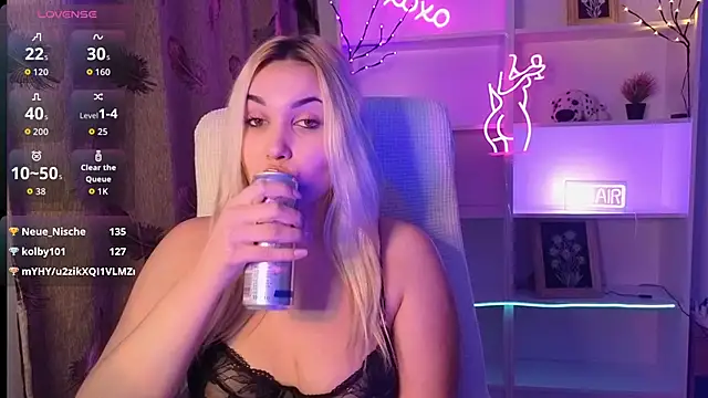 adrelaxina Adlı Modelin Canlı XXX Sohbeti