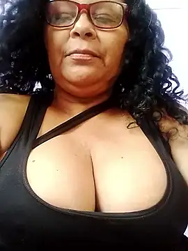 Amarantha25のライブXXXチャット