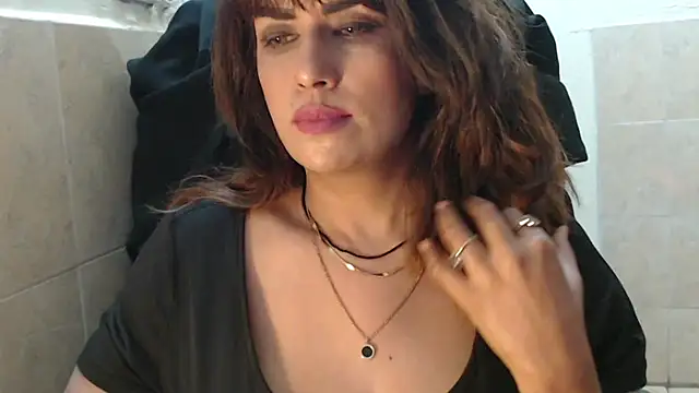 Isabella_Martinn Live XXX chat