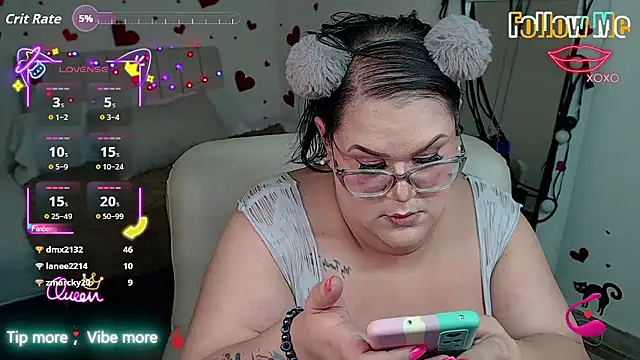 GiannaMorrys' Live XXX Chat