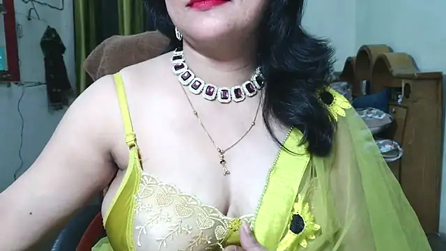 Cute_Mahi22's Live XXX Chat