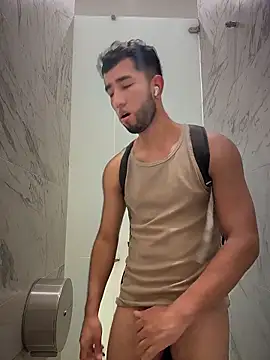 liam_bronw élő XXX-chatje