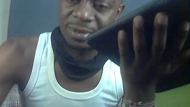 XXX chat uživo modela 69_SINNS