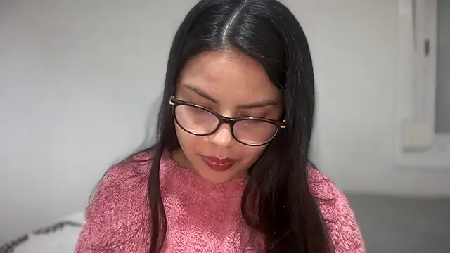 Chatroom XXX en direct de naughty__alexia