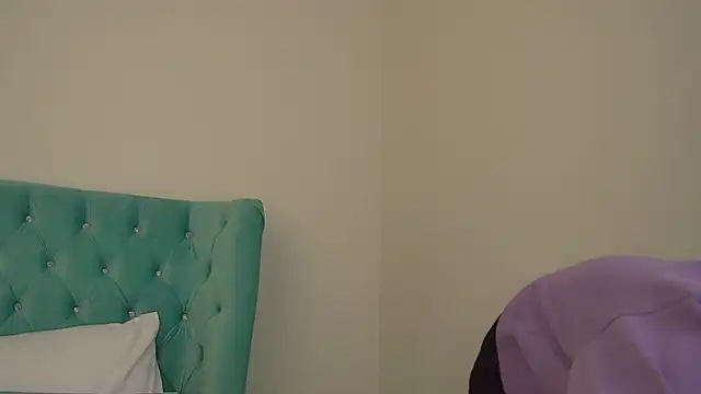 Pertunjukan Kamera Web PollyLanders