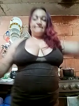 isis_milove 即時 XXX 聊天