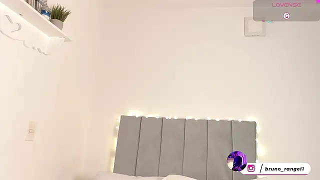 XXX chat uživo modela Bruno_Rangel