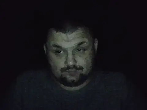 XXX chat uživo modela cyrex_monster