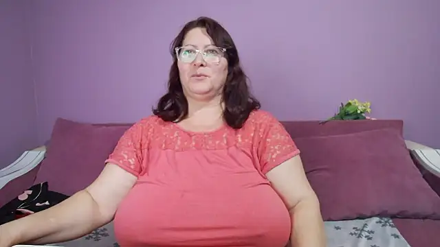 EllaBelles' Webcam Show