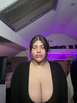 Sembang XXX Secara Langsung MinaKhalina