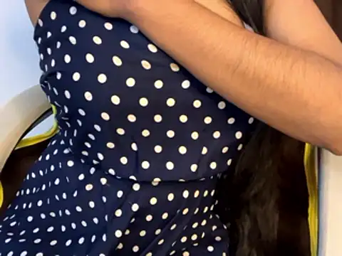 Suvi-5 라이브 XXX 채팅