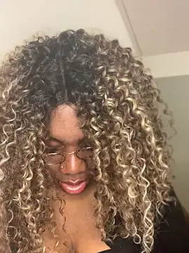 NYRIELLE's Live XXX Chat