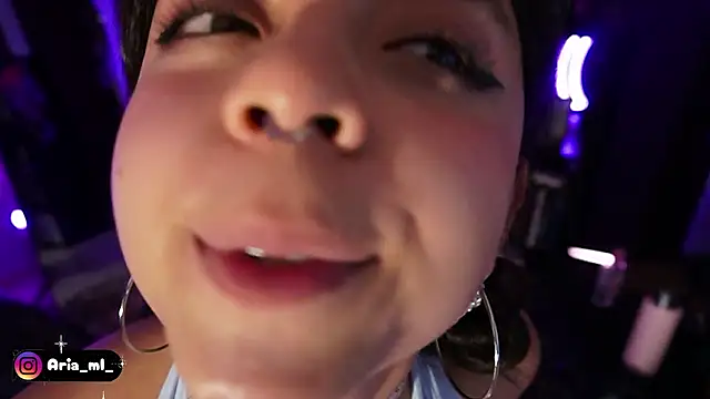 AriaMoonLight's Live XXX Chat