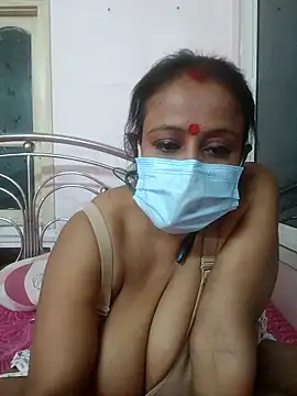 Barna_Love Adlı Modelin Canlı XXX Sohbeti