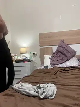 VyC7564's Live XXX Chat