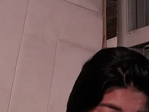 Chatroom XXX en direct de LannyShell