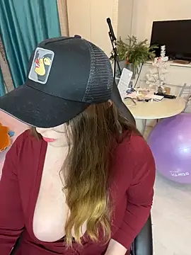 DienkaGreen's Live XXX Chat