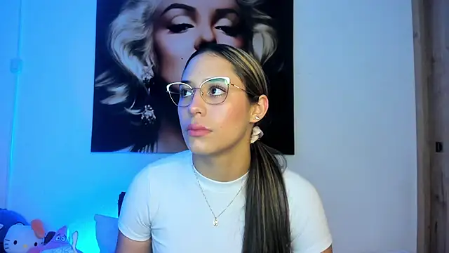 TANIA_06: онлайн-секс-чат