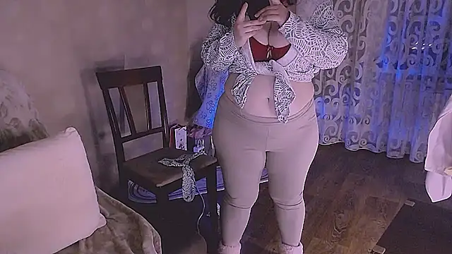 SoftLia's Live XXX Chat