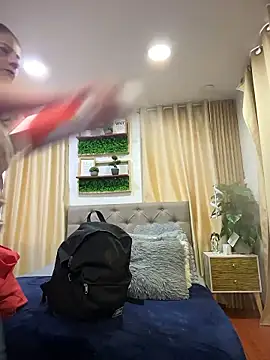 sasi_luna: απευθείας συνομιλία ΧΧΧ