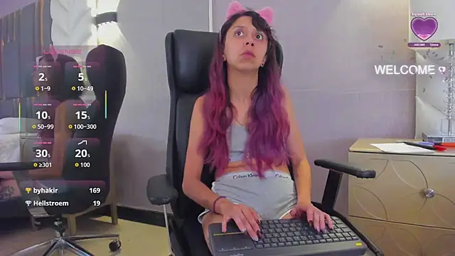 XXX chat uživo modela Goddess__Lilith