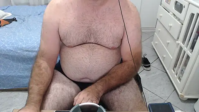 MysterBearMG's Live XXX Chat