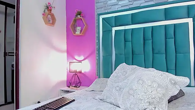 LORENSCOLLINS' Live XXX Chat