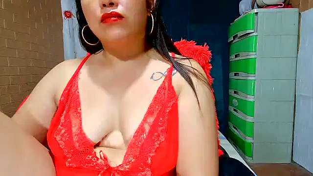 Ugly-Filipina's Live XXX Chat