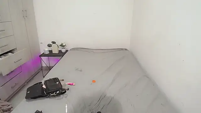 Youlittlepervertt_'s Live XXX Chat