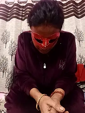 XXX chat uživo modela Gullapi