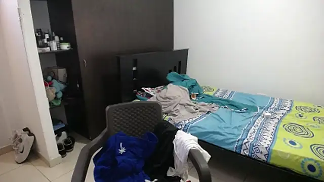 Chatroom XXX en direct de axel_rios_