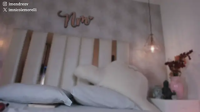 Nicolemorelli2: онлайн-секс-чат