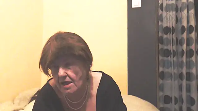 MioritaHard's Live XXX Chat