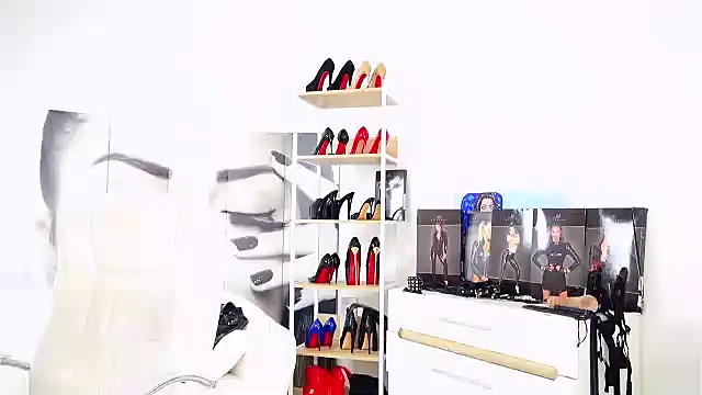 sherlisvonmoon: онлайн-секс-чат