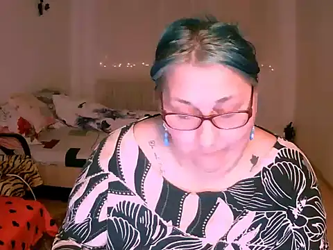 BlondyBigBoobs Chat XXX live