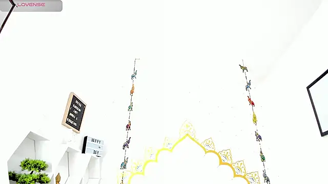 LadyNahir 现场XXX聊天