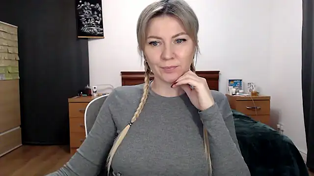 Chatroom XXX en direct de ParadiseAlina