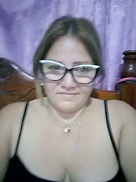 Carlotaazul élő XXX-chatje