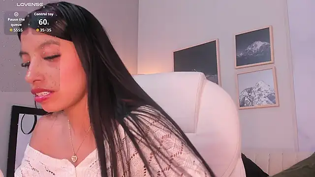 Tiffany_LowのライブXXXチャット