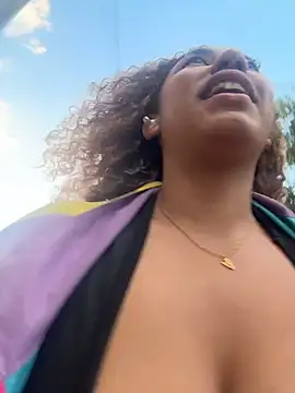 lauraltt's Live XXX Chat