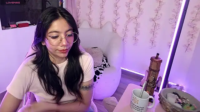 Chatroom XXX en direct de Nami_usagi