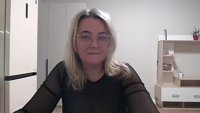 Chat XXX en directo de EleanoraDream