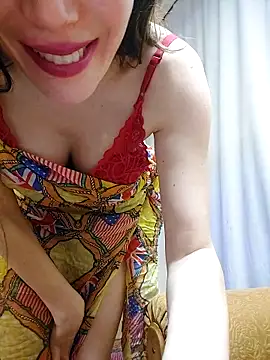 HellaryTourent's Live XXX Chat