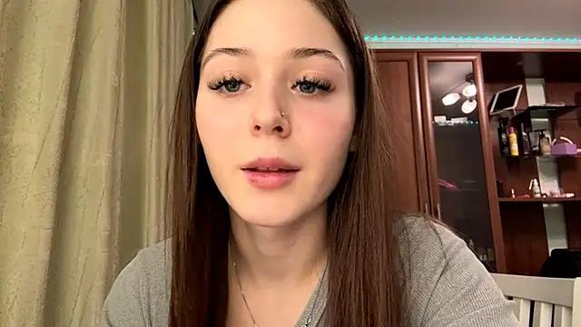 Онлайн чат XXX Adel_strongwoman