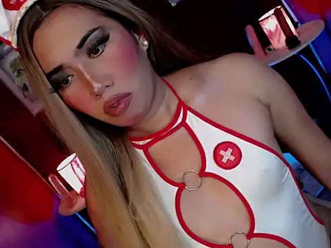 Sexycock_kerara élő XXX-chatje