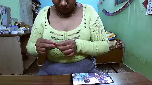 Chatroom XXX en direct de DearKimmi